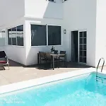 빌라 Ocean Wave - Sea Views - Free Private Heated Pool