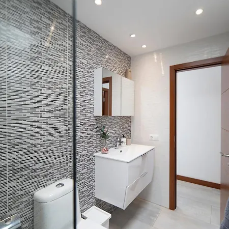 Ocean Wave - Sea Views - Free Private Heated Pool Villa