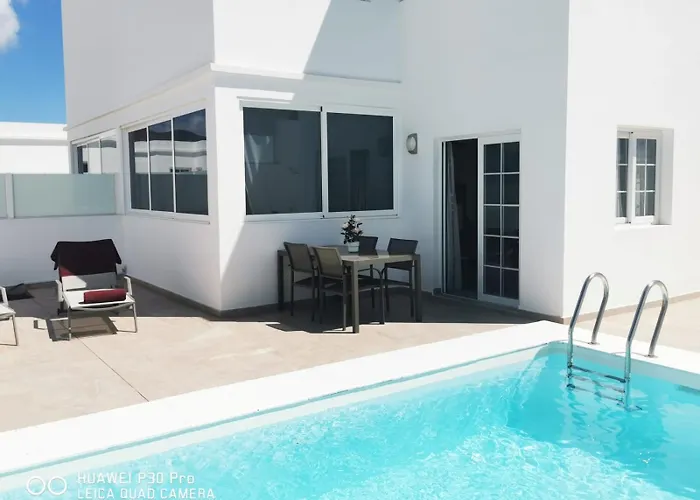 Willa Ocean Wave - Sea Views - Free Private Heated Pool